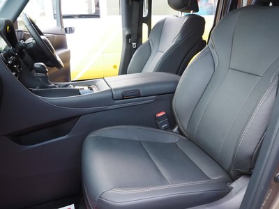 2025 Toyota ALPHARD — миниатюра 14