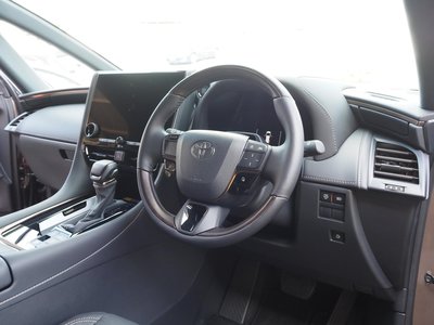 صورة 8 لـ 2025 Toyota ALPHARD