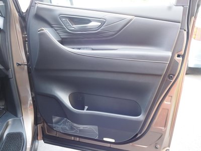2025 Toyota ALPHARD — миниатюра 62