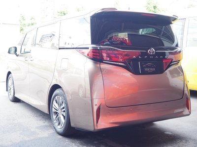 صورة 5 لـ 2025 Toyota ALPHARD
