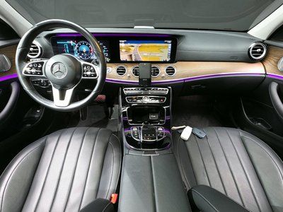 MERCEDES-BENZ E-CLASS - 5