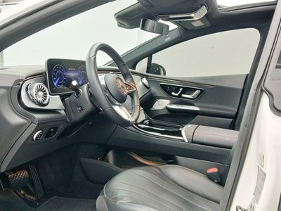 MERCEDES-BENZ EQE - 9