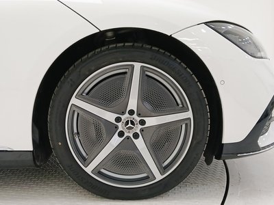 MERCEDES-BENZ EQE - 6