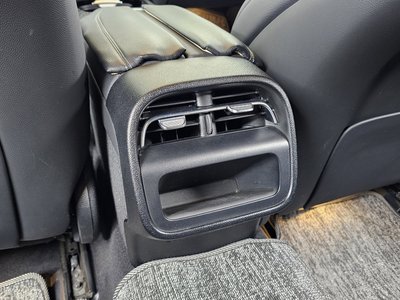 2024 Mercedes-BENZ E-CLASS thumbnail 31