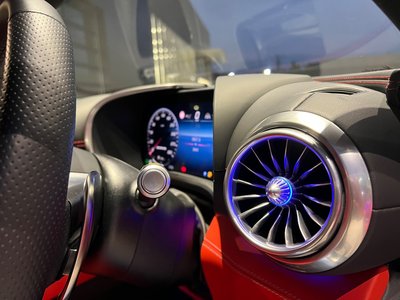2025 Mercedes-BENZ GT AMG 缩略图 28