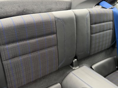 PORSCHE 911 CARRERA T - 7