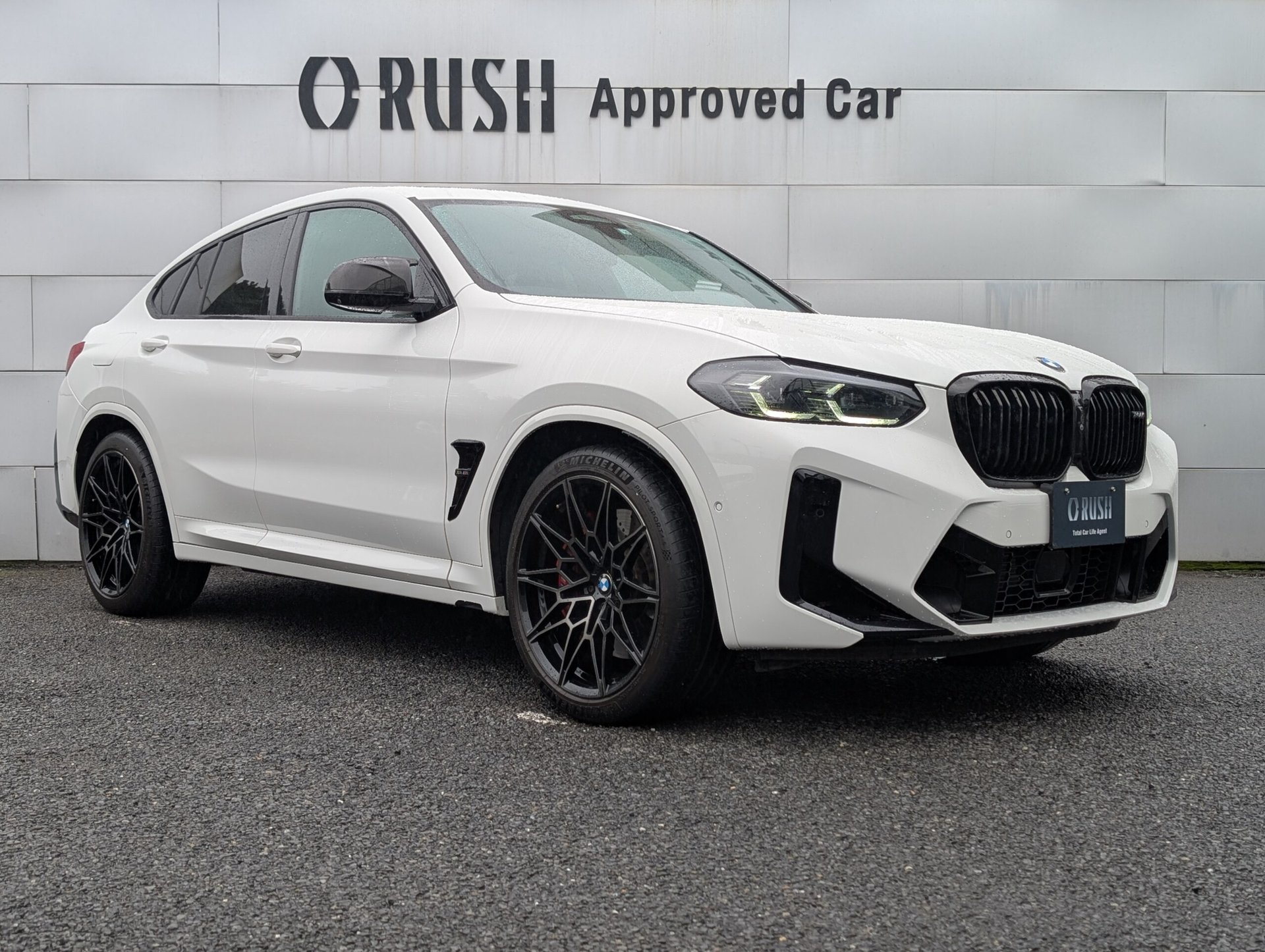 BMW X4 M - View 1