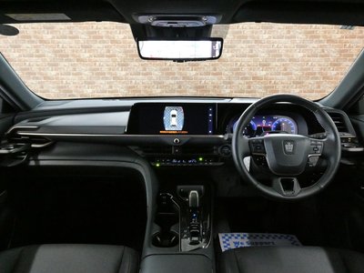 صورة 4 لـ 2023 Toyota CROWN SPORT