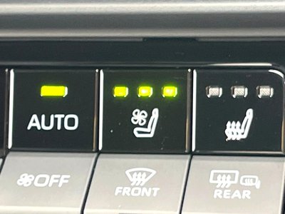 TOYOTA CROWN CROSSOVER - 7