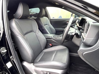 TOYOTA CROWN CROSSOVER - 9