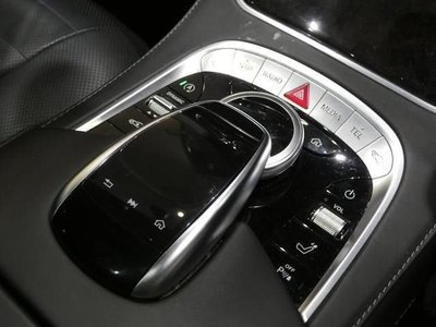 2018 Mercedes-BENZ S-CLASS photo 5