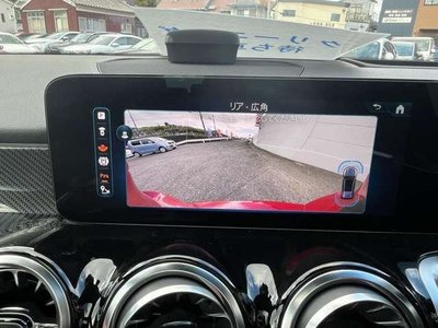 MERCEDES-BENZ GLB - 8