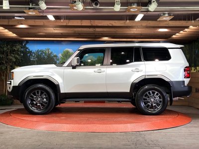 2025 Toyota LAND CRUISER 250 — миниатюра 30