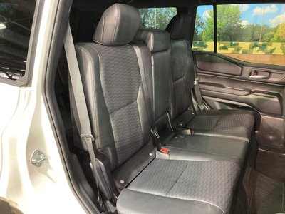2025 Toyota LAND CRUISER 250 photo 9