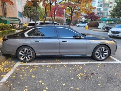 2023 BMW 7 SERIES — фото 2