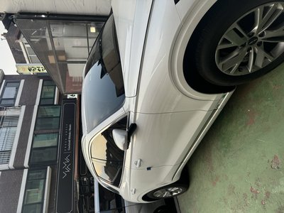 2025 Genesis GV70 photo 1