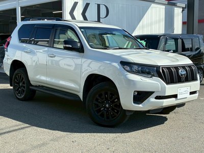 TOYOTA LAND CRUISER PRADO - 9