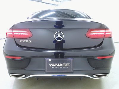 MERCEDES-BENZ E-CLASS COUPE - 7