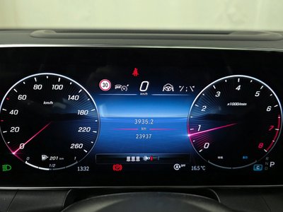 MERCEDES-BENZ GLC - 8