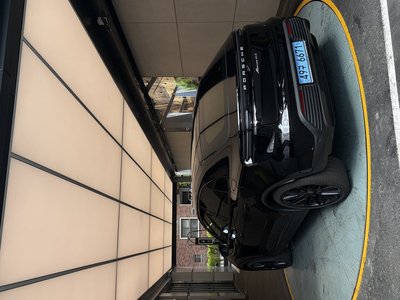 PORSCHE MACAN - 4
