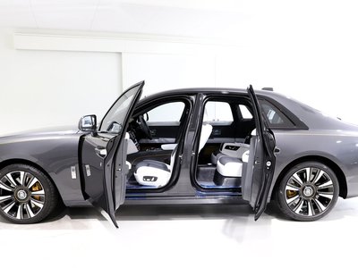 ROLLS-ROYCE GHOST - 8