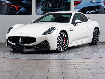 MASERATI GRANTURISMO - 1