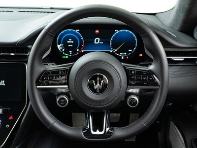 MASERATI GRANTURISMO - 10
