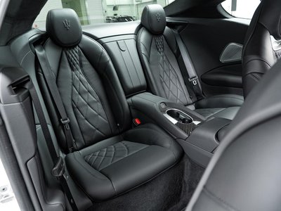 MASERATI GRANTURISMO - 9
