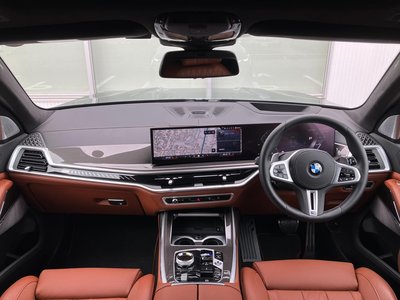 2024 BMW X7 照片 9