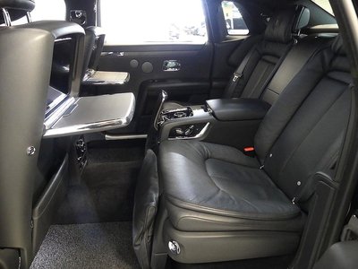 ROLLS-ROYCE GHOST - 9