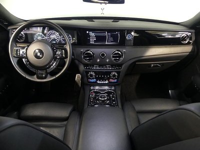 ROLLS-ROYCE GHOST - 7