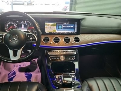 MERCEDES-BENZ E-CLASS - 5