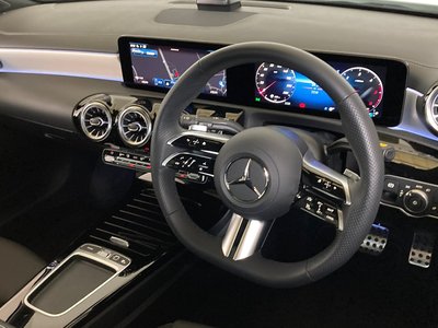 MERCEDES-BENZ A-CLASS - 8