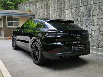 PORSCHE CAYENNE - 4