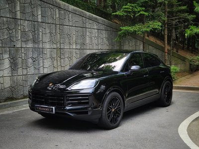 PORSCHE CAYENNE - 1