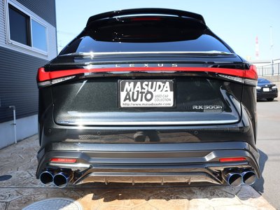 صورة 6 لـ 2025 Lexus RX