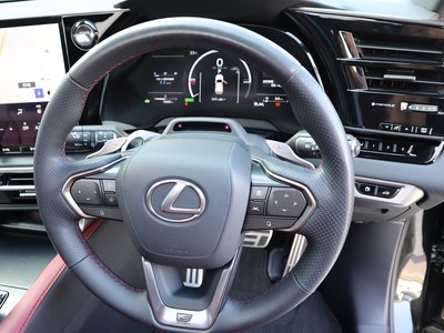 صورة مصغرة 66 لـ 2025 Lexus RX