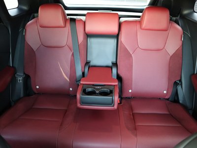صورة مصغرة 60 لـ 2025 Lexus RX