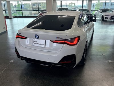 2024 BMW I4 — миниатюра 12
