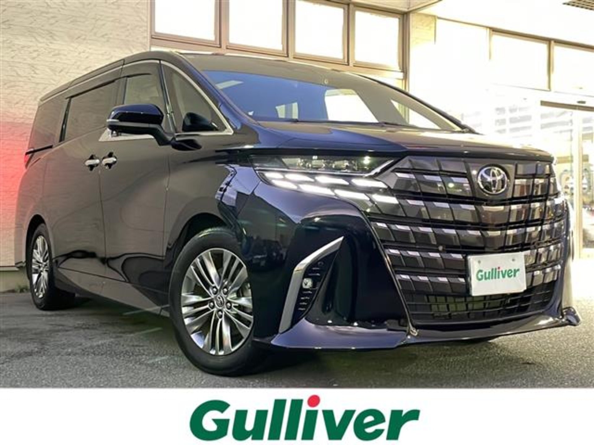 TOYOTA ALPHARD - View 1