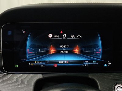 2024 Mercedes-BENZ GT AMG — миниатюра 11