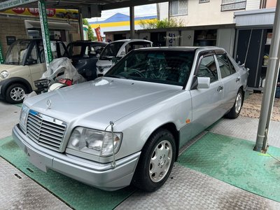 MERCEDES-BENZ E-CLASS - 3