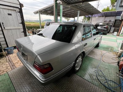 MERCEDES-BENZ E-CLASS - 6