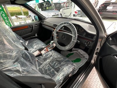 MERCEDES-BENZ E-CLASS - 7