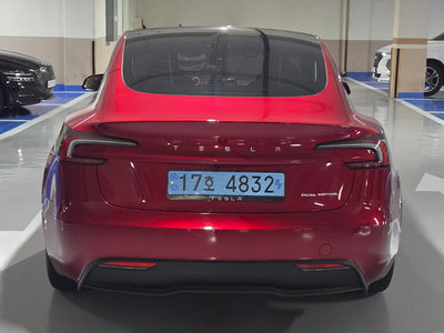 صورة 7 لـ 2024 Tesla MODEL 3