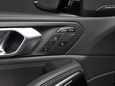 2025 BMW X6 缩略图 24