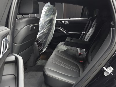 2025 BMW X6 缩略图 16