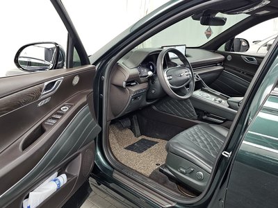 GENESIS GV80 - 10