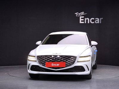 GENESIS G80 (RG3) - 2