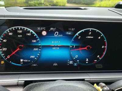 صورة 7 لـ 2023 Mercedes-BENZ GLS